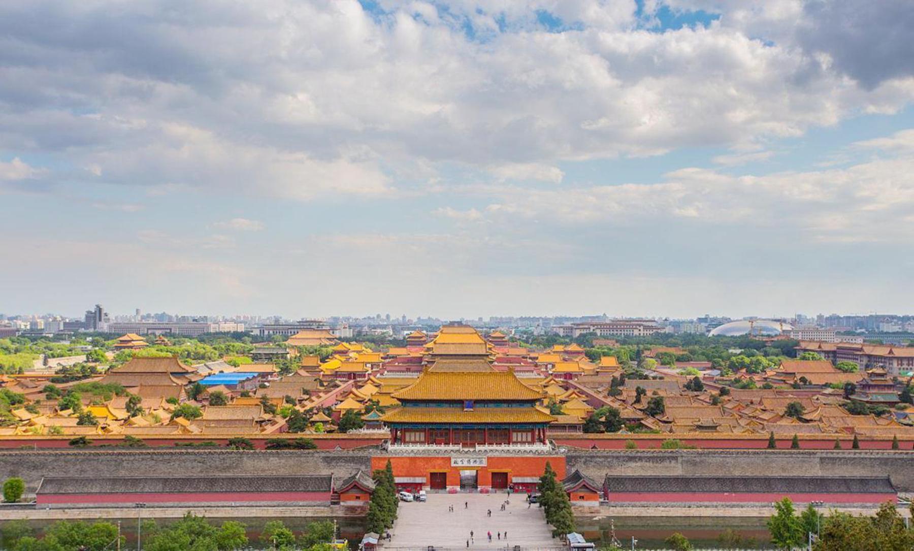 East Sacred Hotel--Very Near Beijing Tiananmen Square ,The Forbidden City,The Temple Of Heaven ,3 Minutes' Walk To Wangfujing Subway ,Located In The Center Of Beijing, Many Shopping Malls Around,Newly Renovated Hotel-Able To Receive Foreign Guests ภายนอก รูปภาพ The Forbidden City, Beijing
